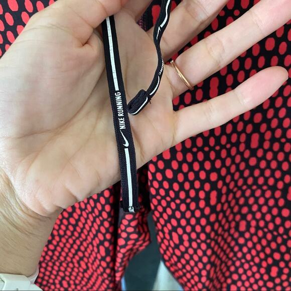 Nike Dri Fit Cropped Leggings Pants Red size M - Picture 5 of 8